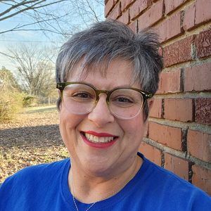 Meet your Posher, Denise